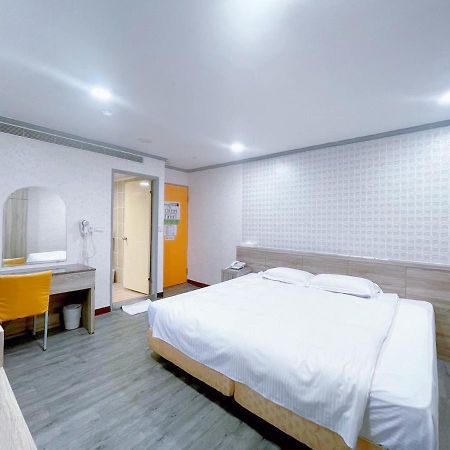 A22 Wei Lu Hotel 薇旅 中レキ市 エクステリア 写真