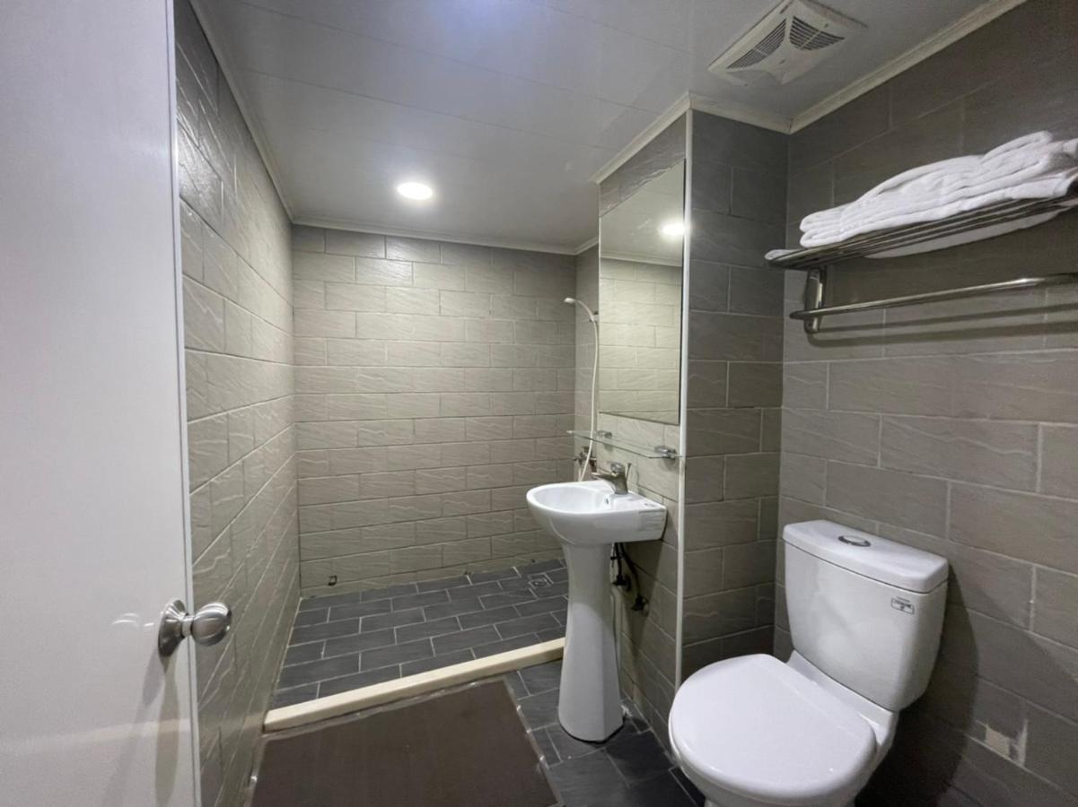 A22 Wei Lu Hotel 薇旅 中レキ市 エクステリア 写真