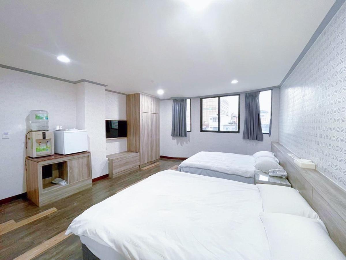 A22 Wei Lu Hotel 薇旅 中レキ市 エクステリア 写真