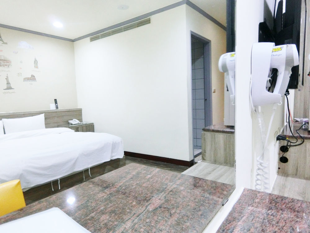 A22 Wei Lu Hotel 薇旅 中レキ市 エクステリア 写真