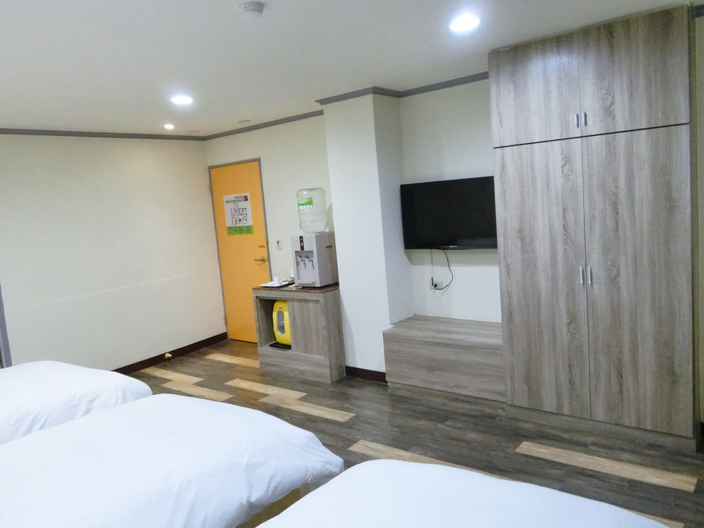 A22 Wei Lu Hotel 薇旅 中レキ市 エクステリア 写真